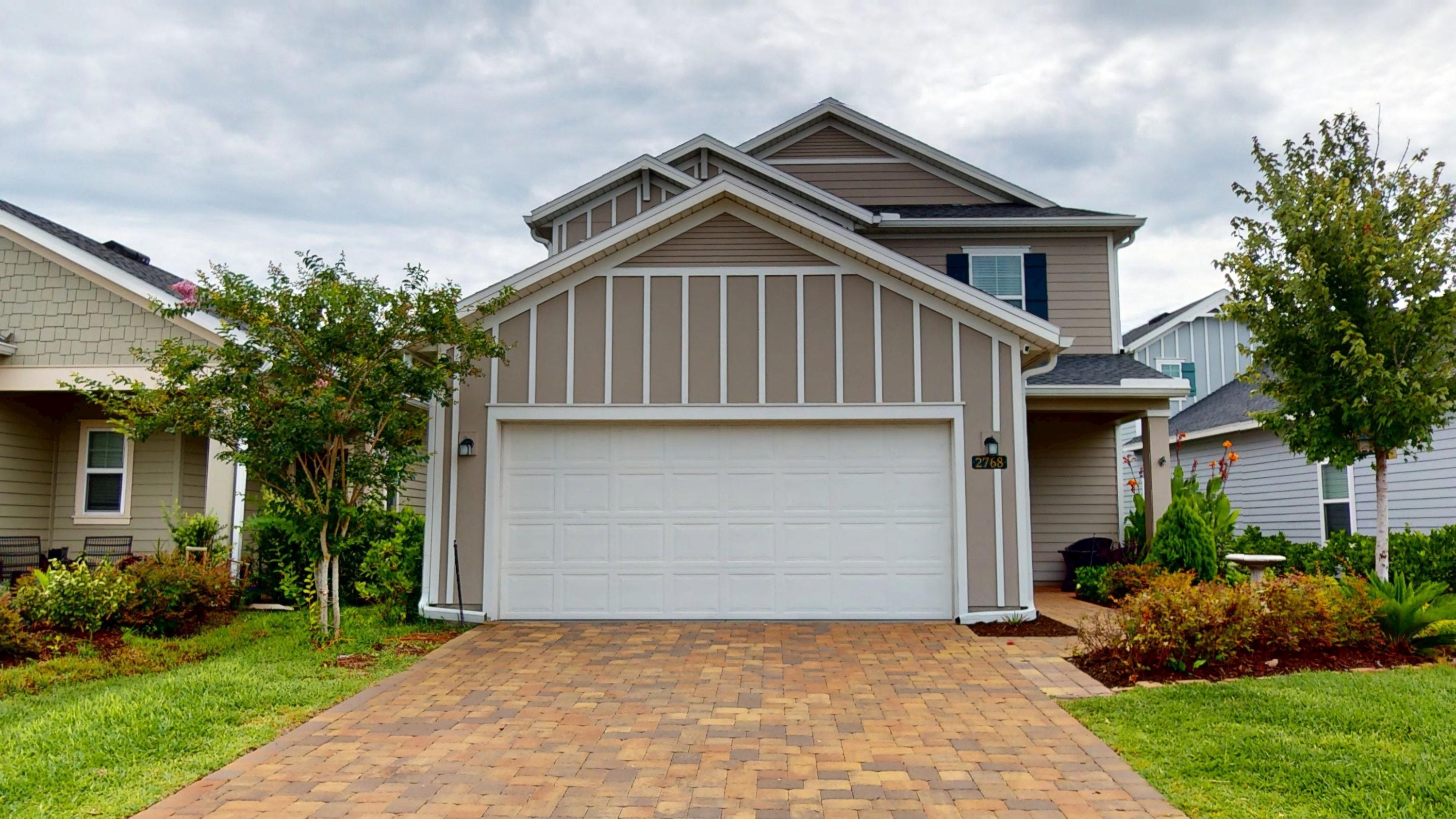 2768 Pointed Leaf Road